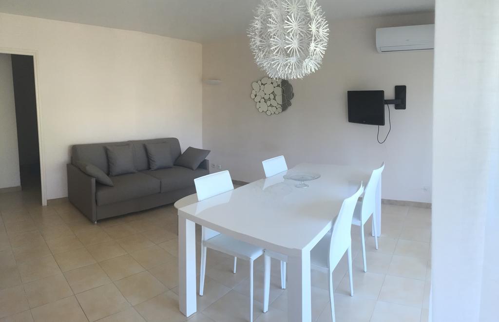 Residence Beau Rivage Алгайола Екстериор снимка